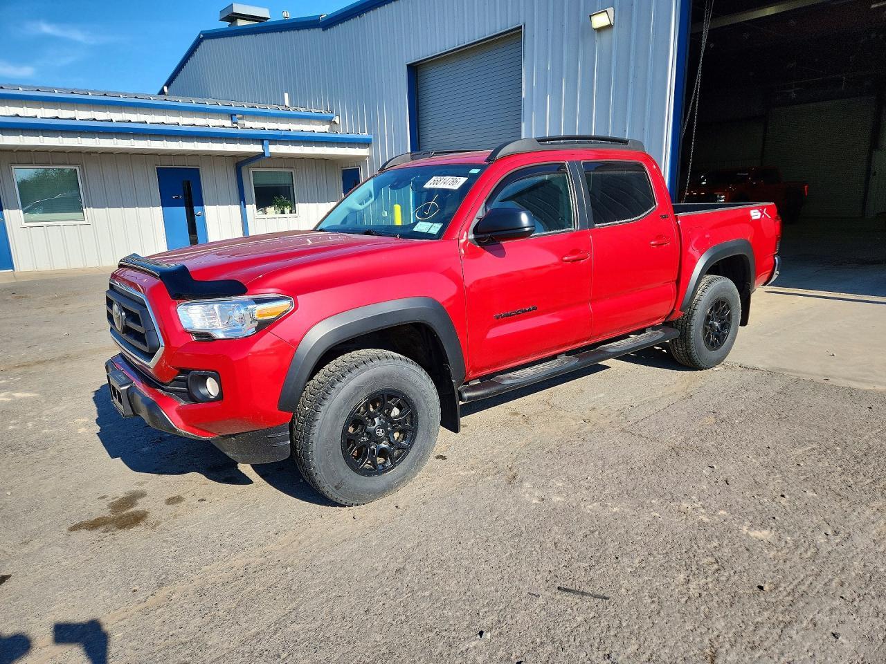 TOYOTA TACOMA