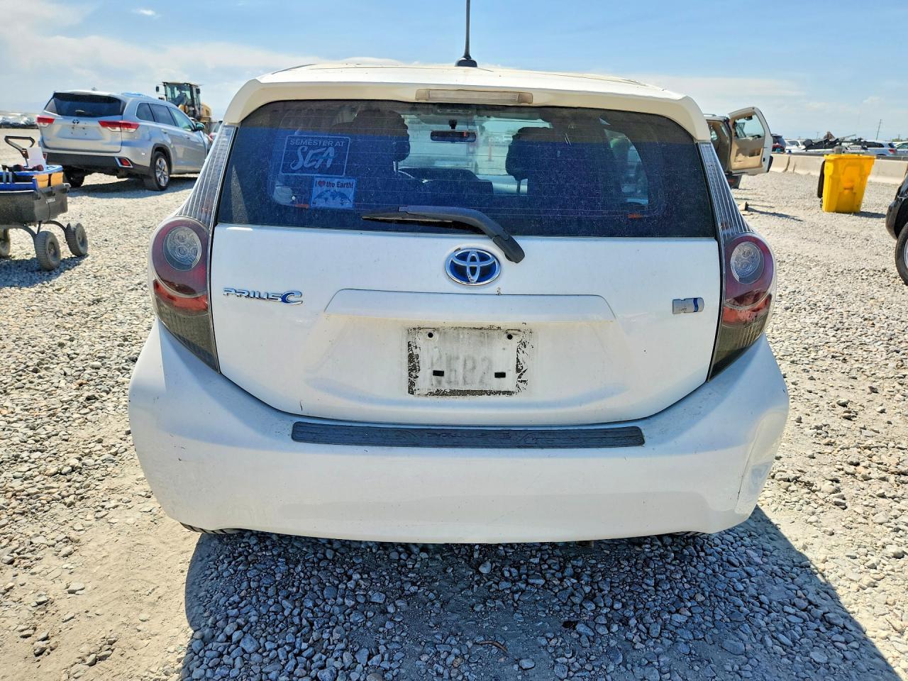 2012 TOYOTA PRIUS C — фото 6
