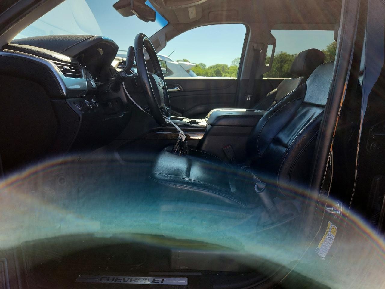 CHEVROLET SUBURBAN