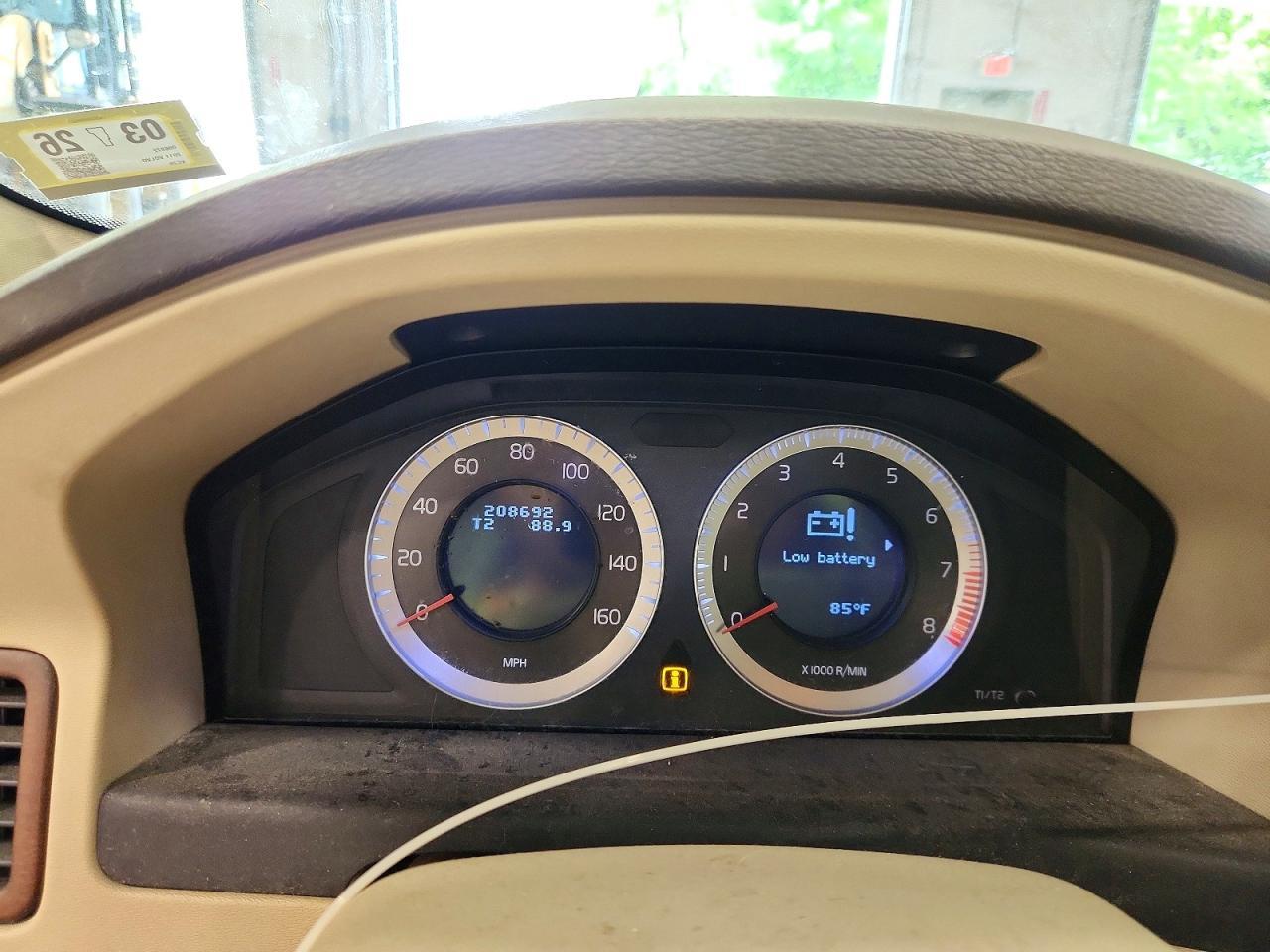 VOLVO XC70
