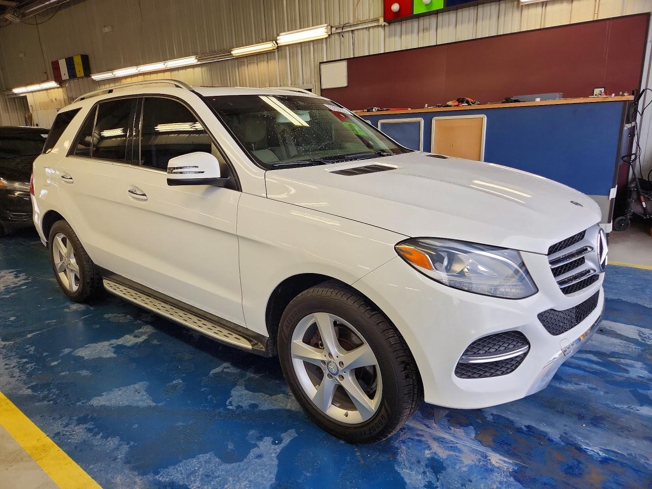 2017 MERCEDES-BENZ GLE-CLASS — фото 4