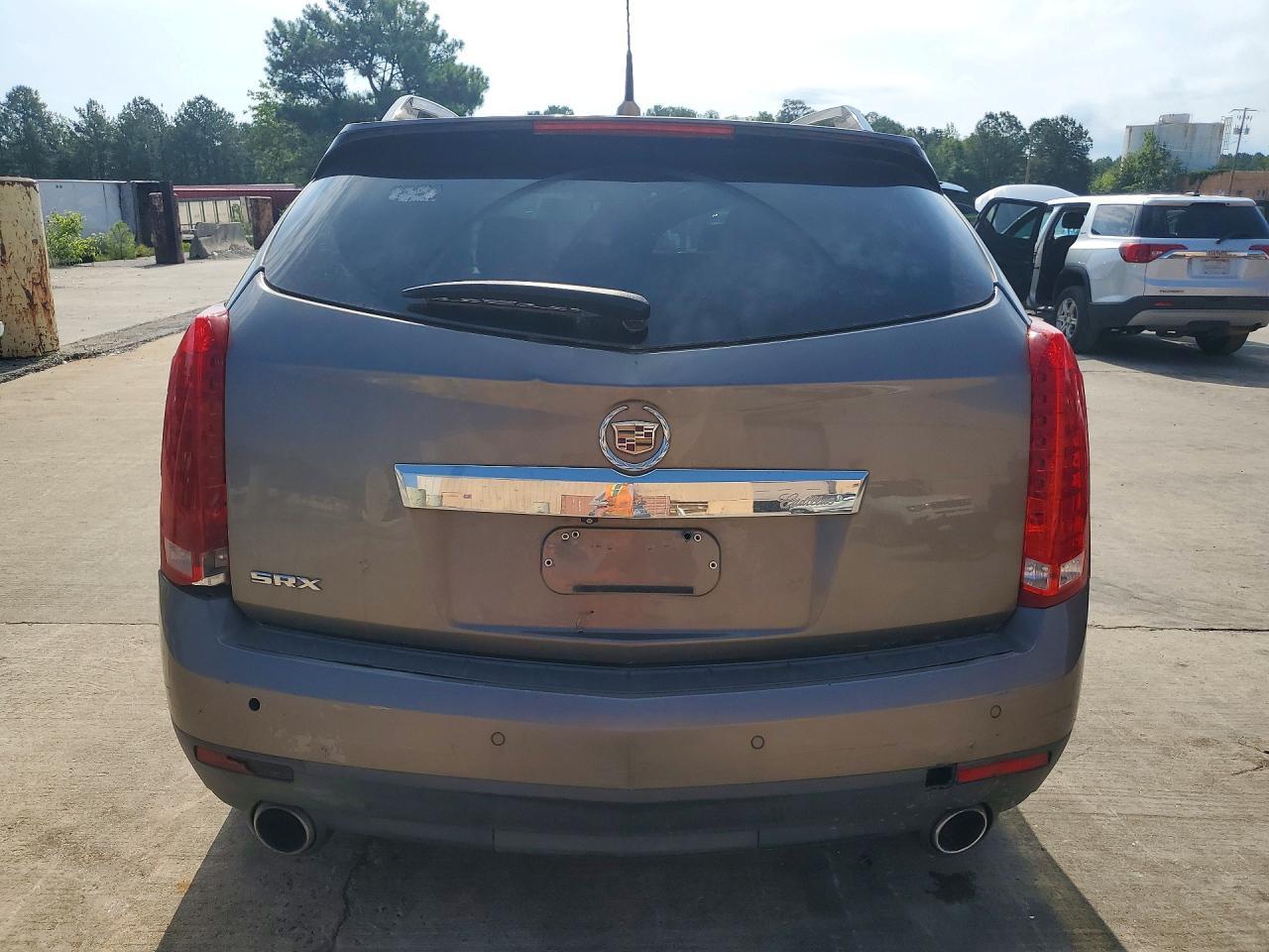 CADILLAC SRX