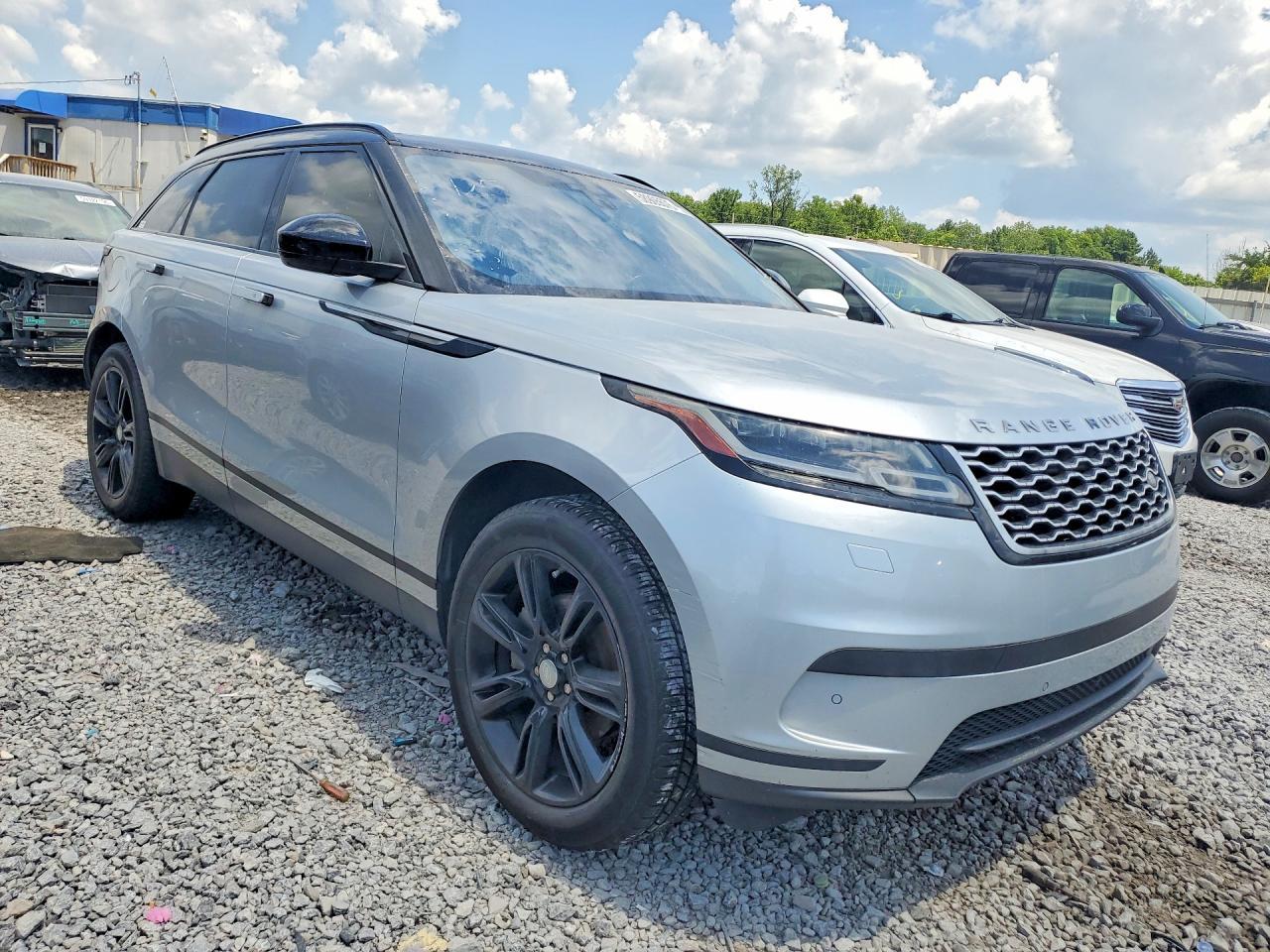 2019 LAND ROVER RANGE ROVER VELAR — фото 4