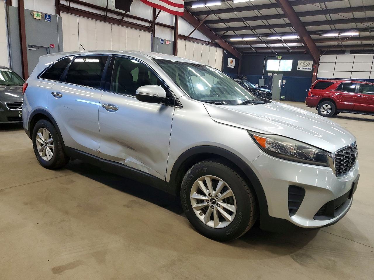 2019 KIA SORENTO — фото 4
