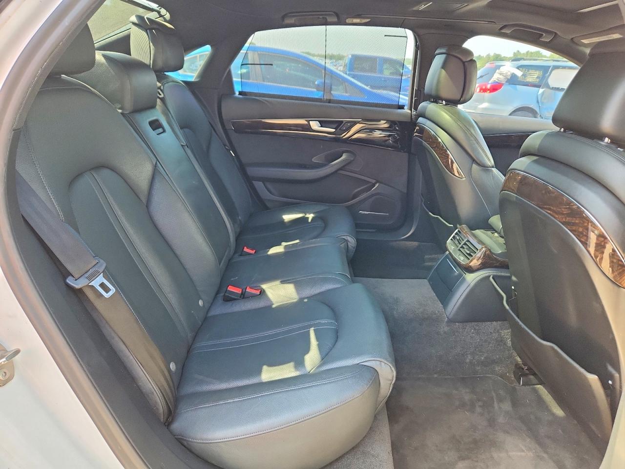 2016 AUDI A8 — фото 10