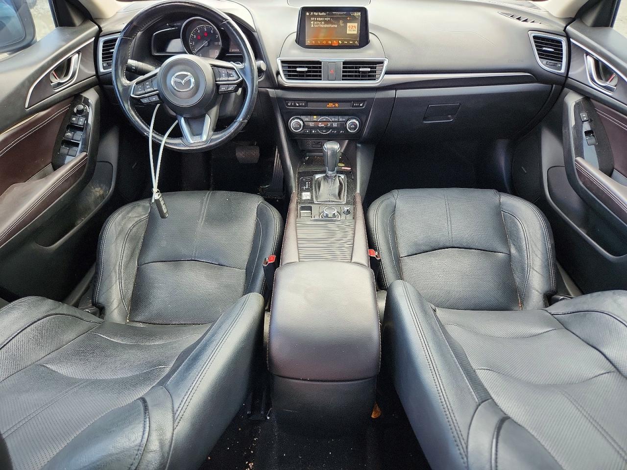 2017 MAZDA 3 — фото 8