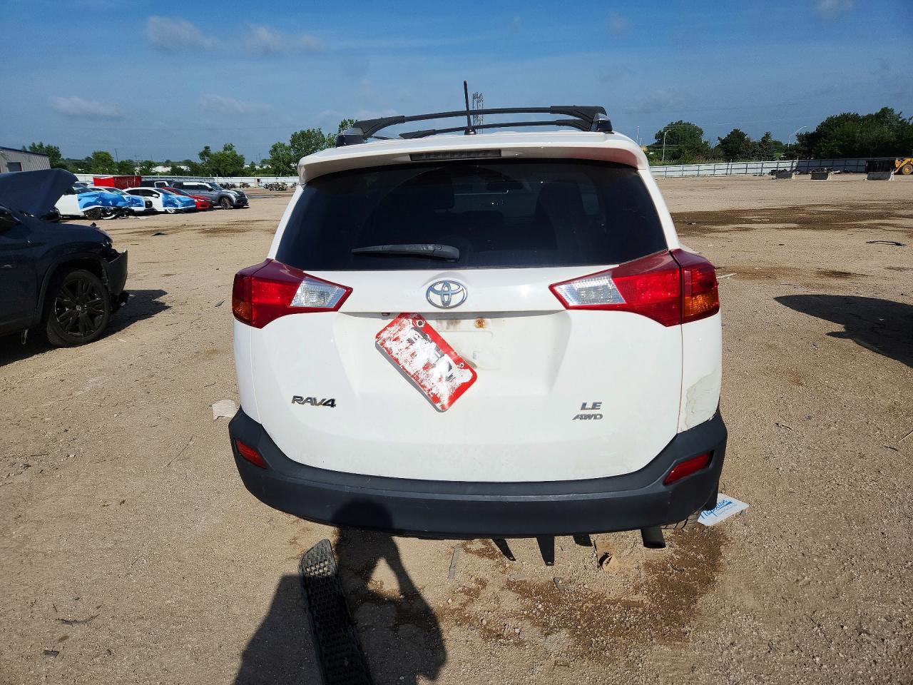 2013 TOYOTA RAV4 — фото 6