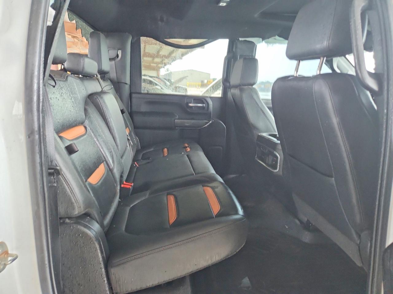 GMC SIERRA