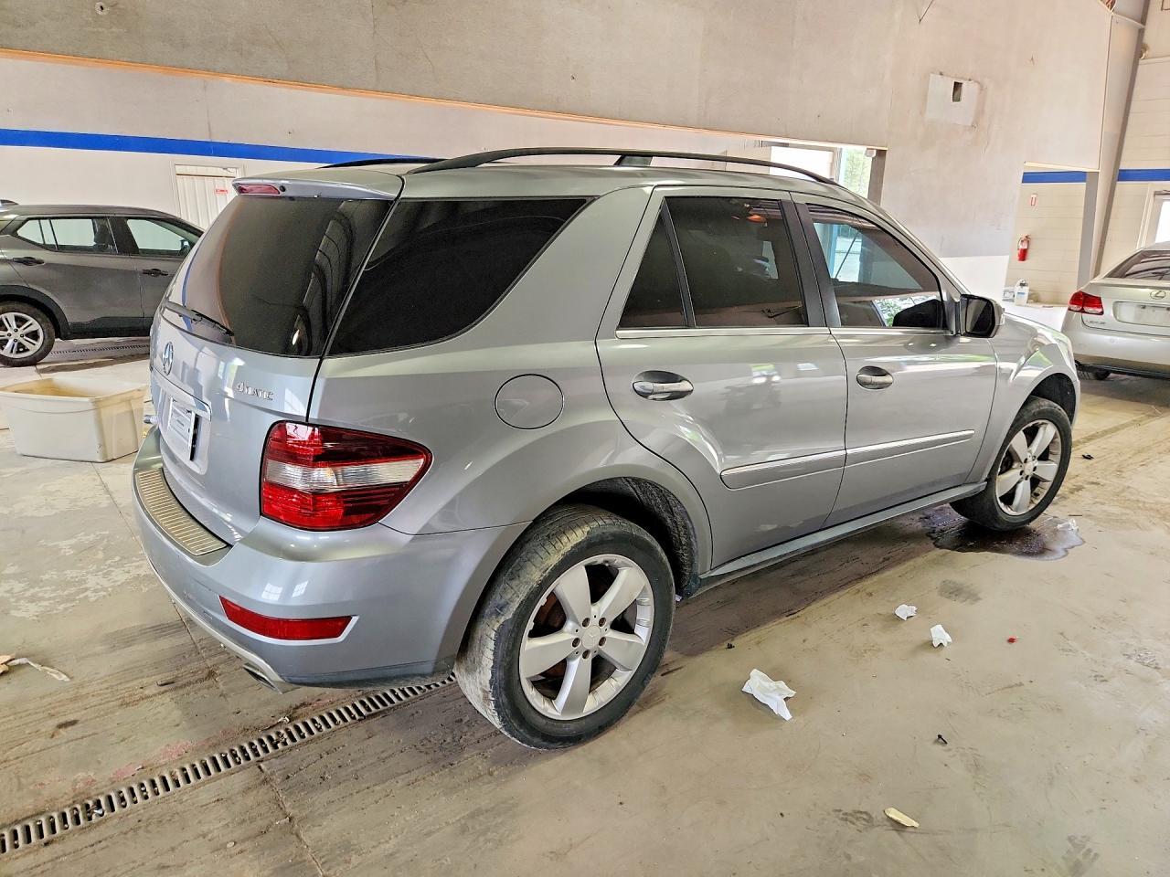 MERCEDES-BENZ M-CLASS