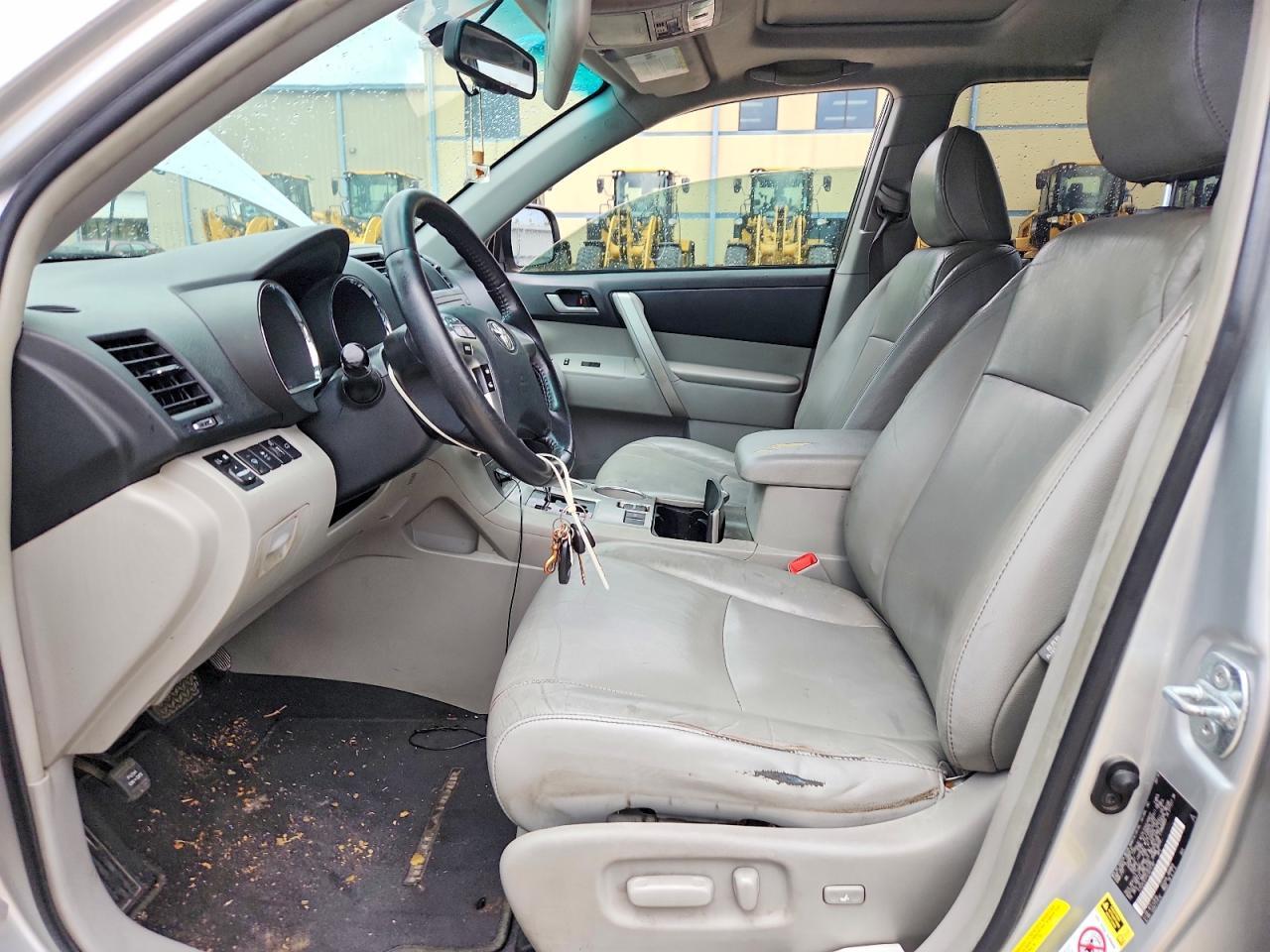 2012 TOYOTA HIGHLANDER — фото 7