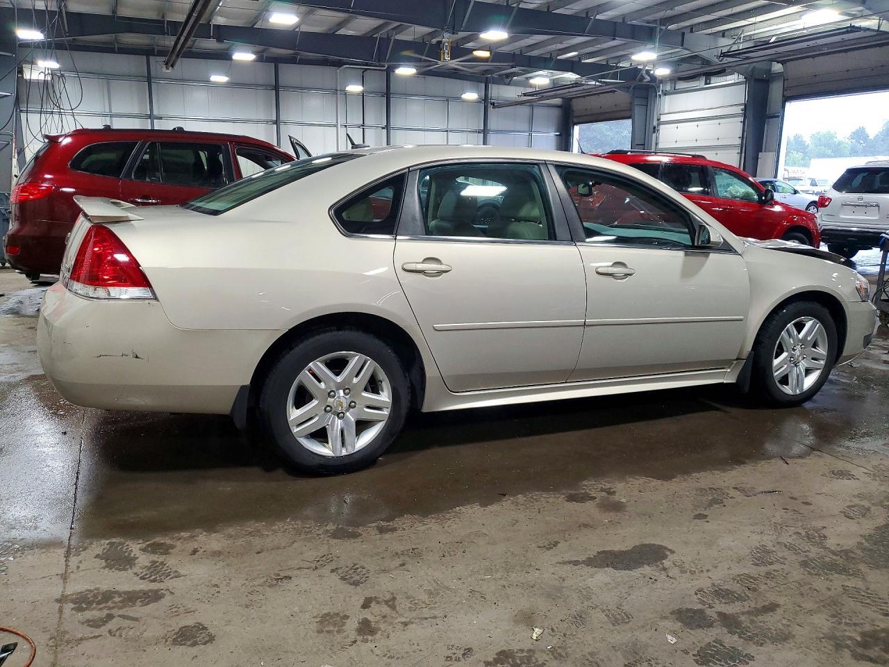2011 CHEVROLET IMPALA — фото 3