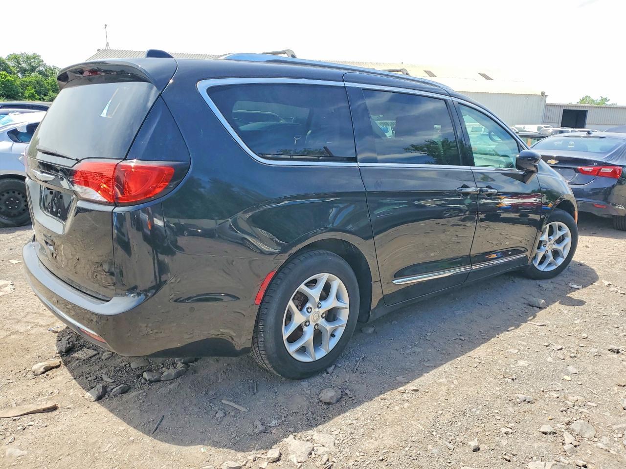 2017 CHRYSLER PACIFICA — фото 3