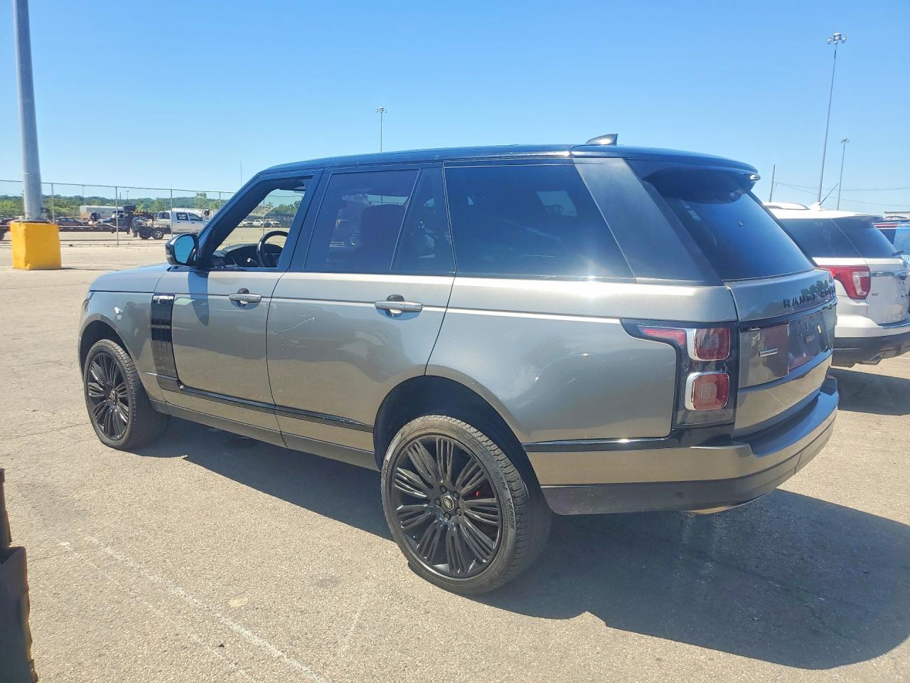 LAND ROVER RANGE ROVER