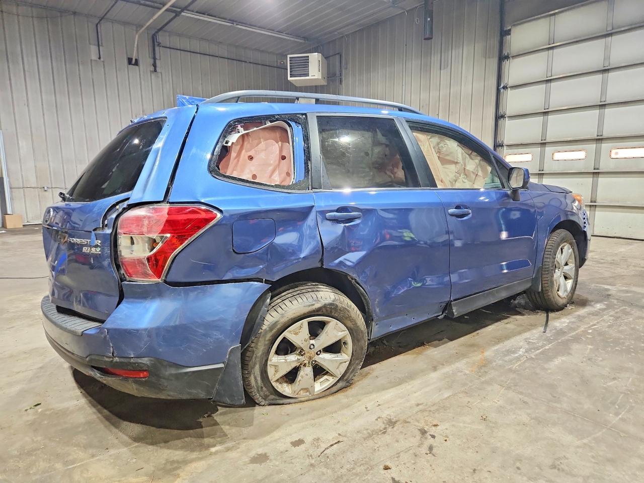 2016 SUBARU FORESTER — фото 3