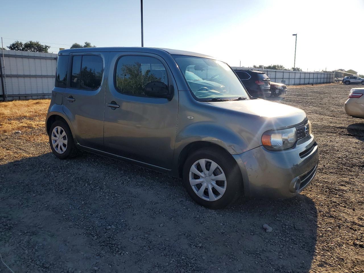 2010 NISSAN CUBE — фото 4