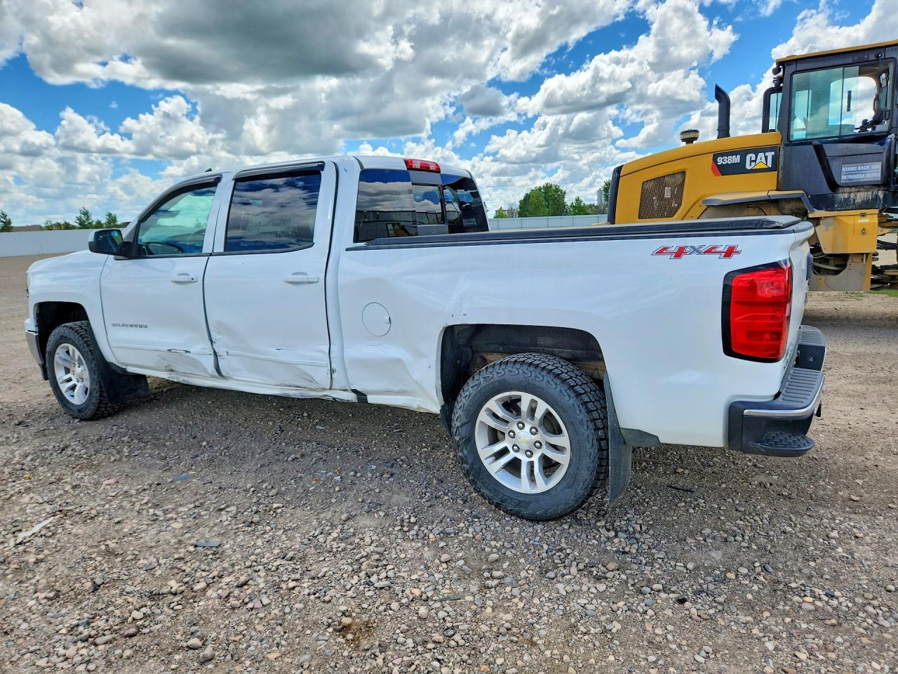 2015 CHEVROLET SILVERADO 1500 — фото 2