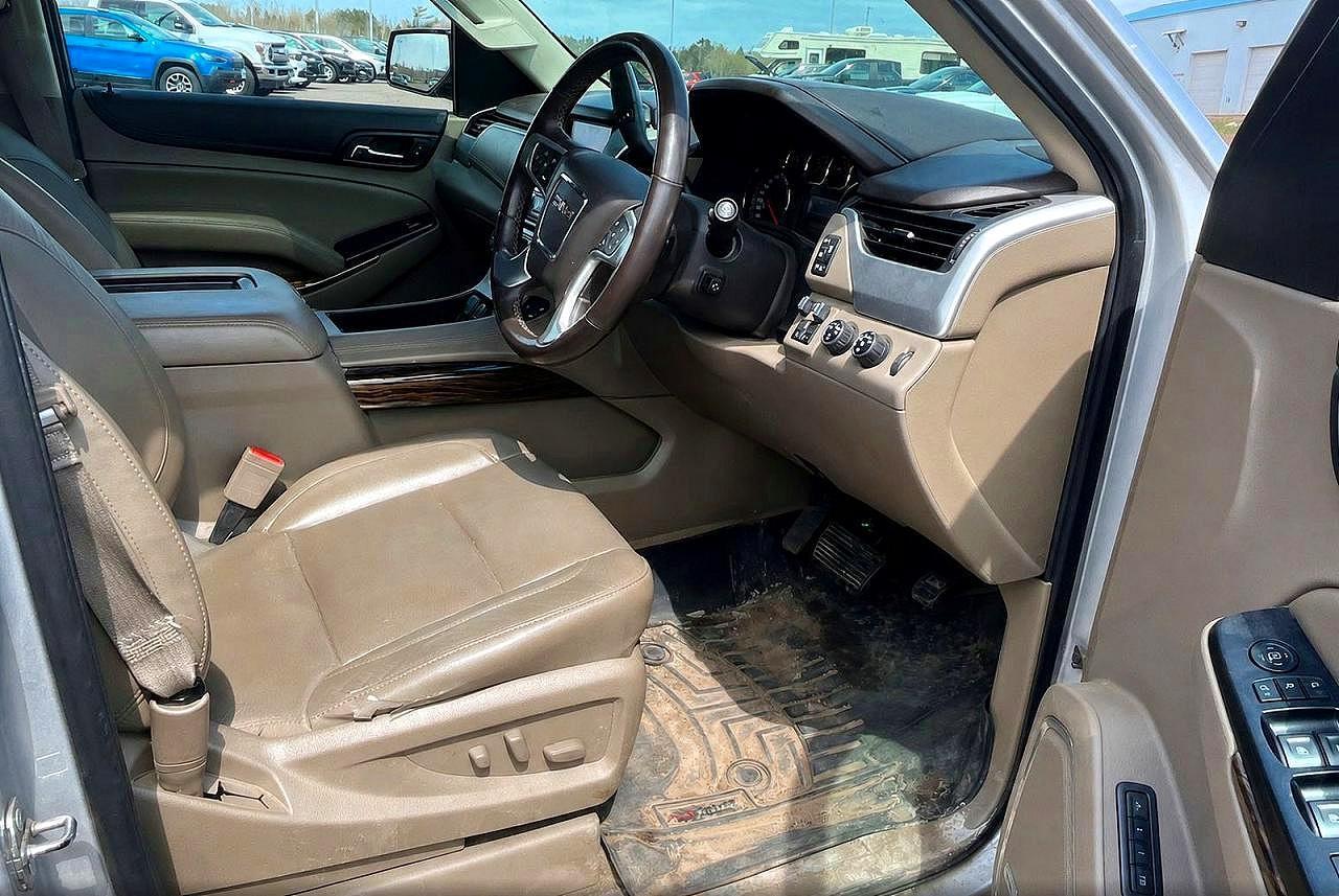 GMC YUKON