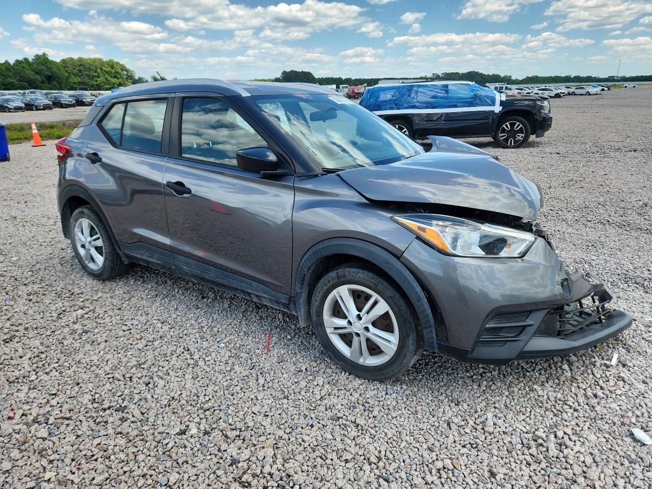 2019 NISSAN KICKS — фото 4