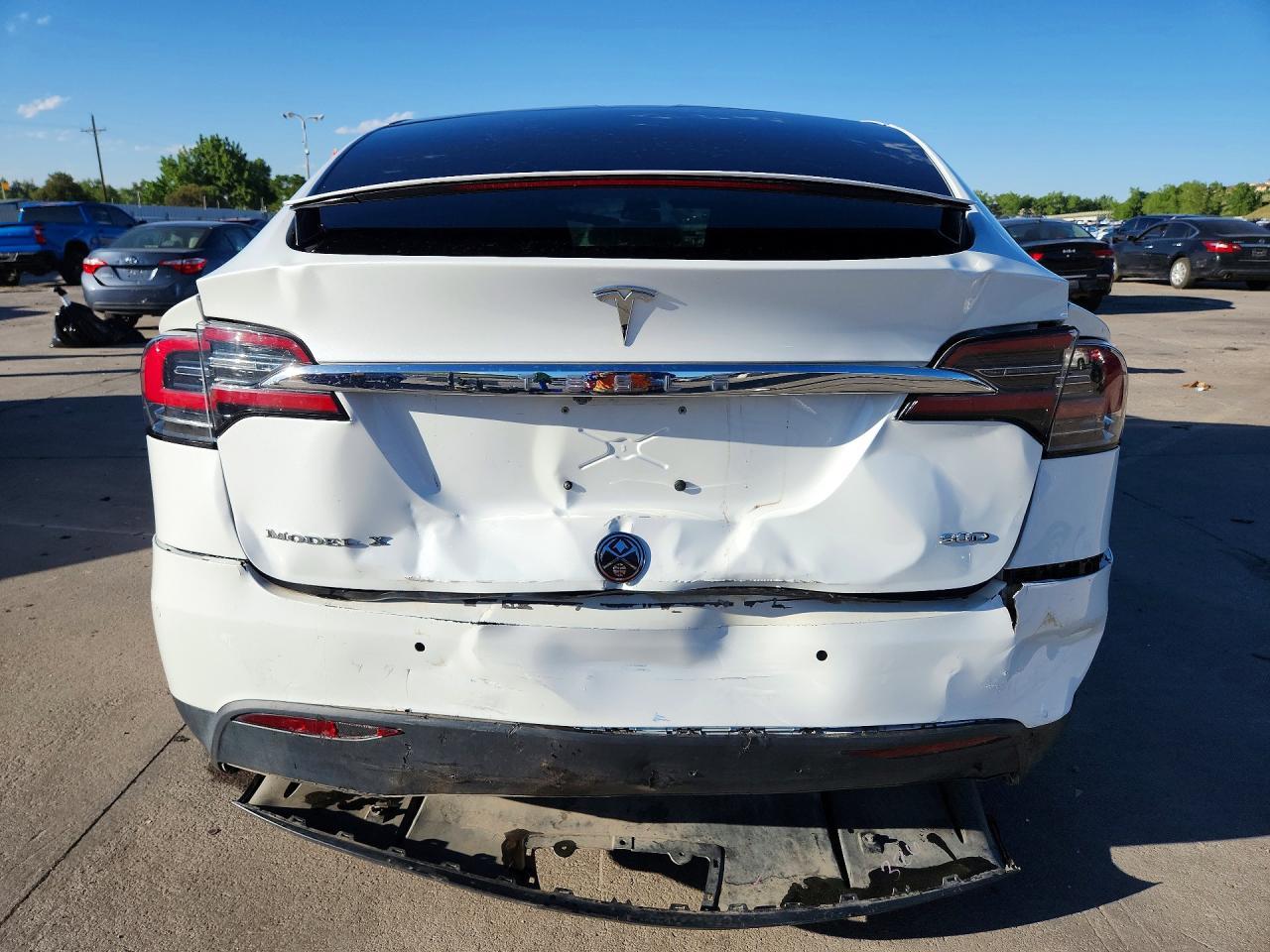 2017 TESLA MODEL X — фото 6