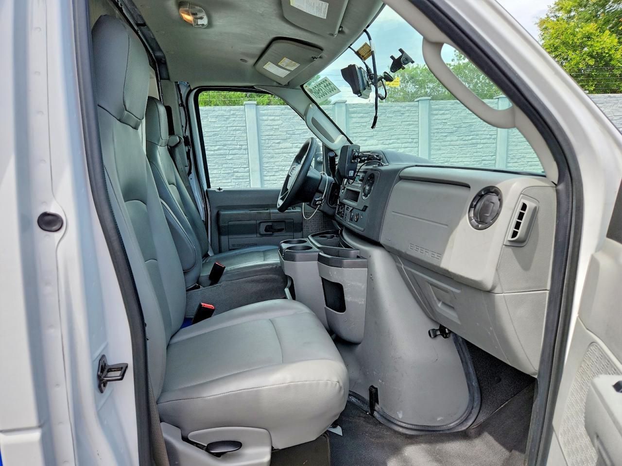 2023 FORD ECONOLINE — фото 11