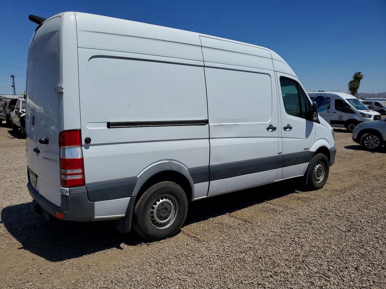 2015 MERCEDES-BENZ SPRINTER — фото 3