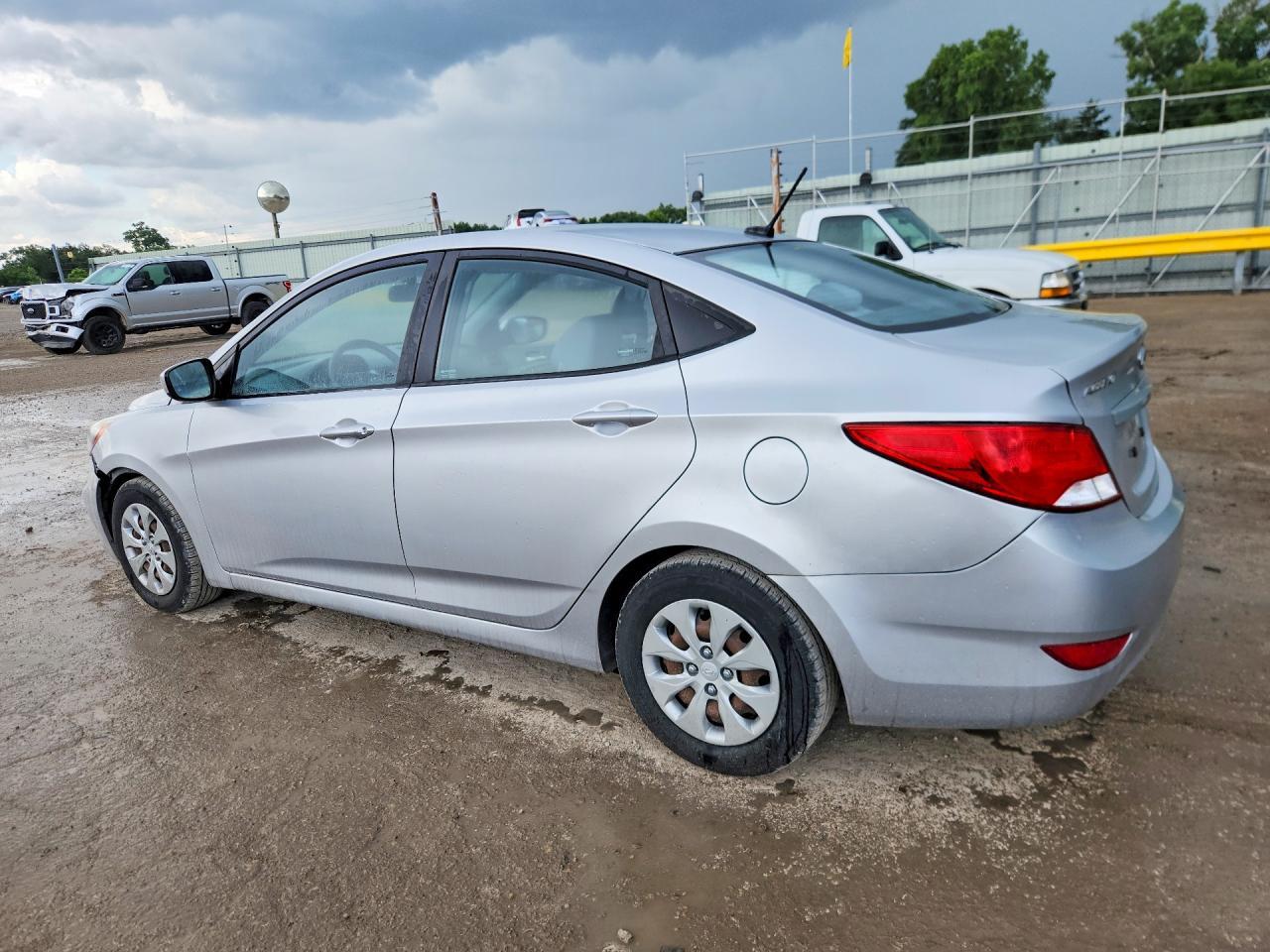 2016 HYUNDAI ACCENT — фото 2