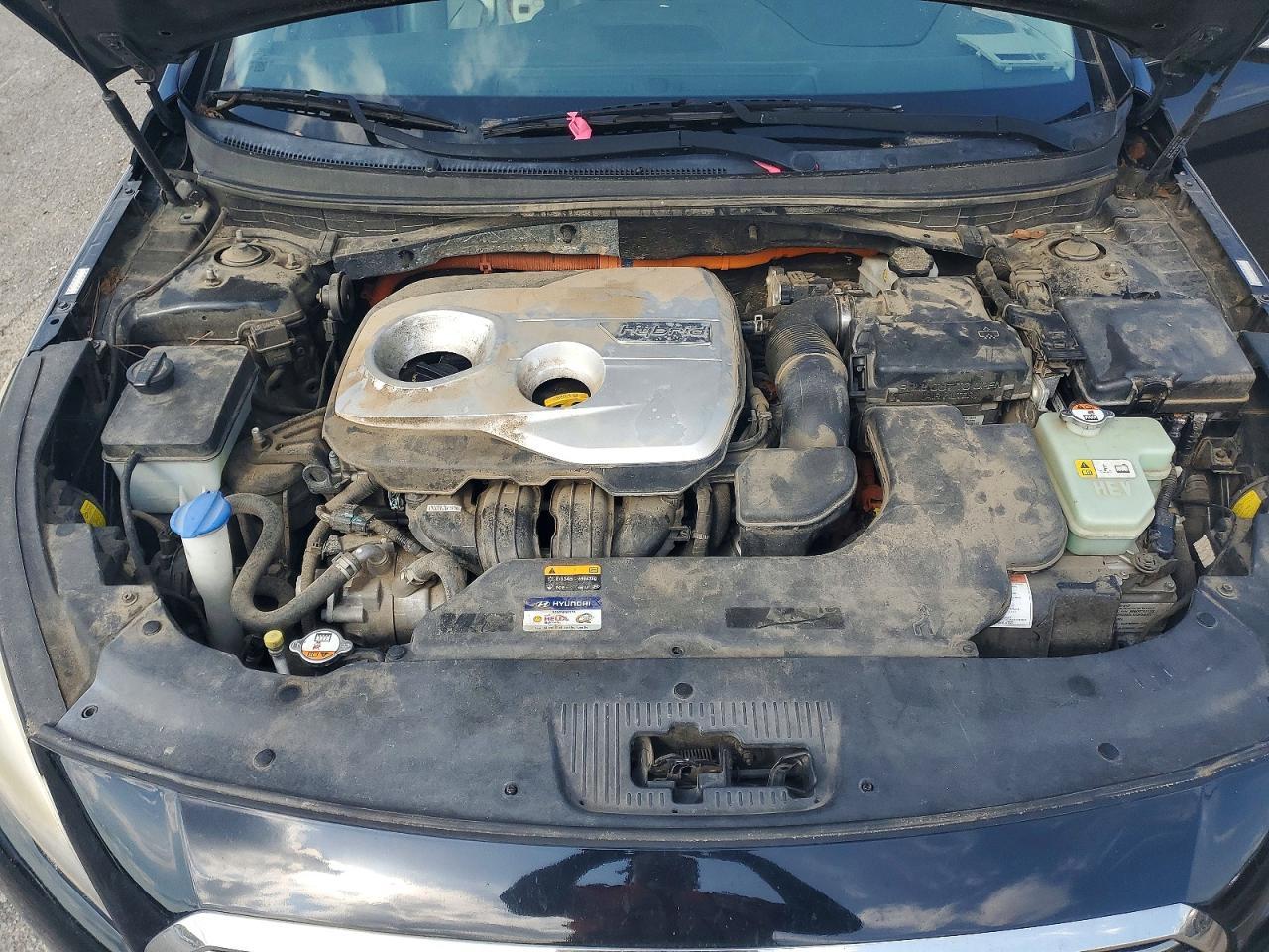 2016 HYUNDAI SONATA HYBRID — фото 11