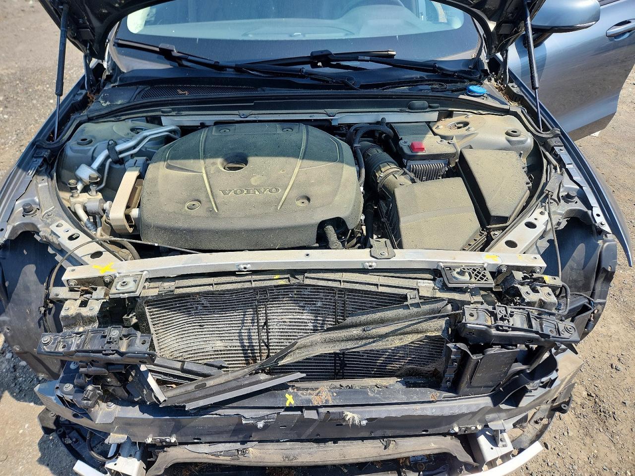 2019 VOLVO S60 — фото 11