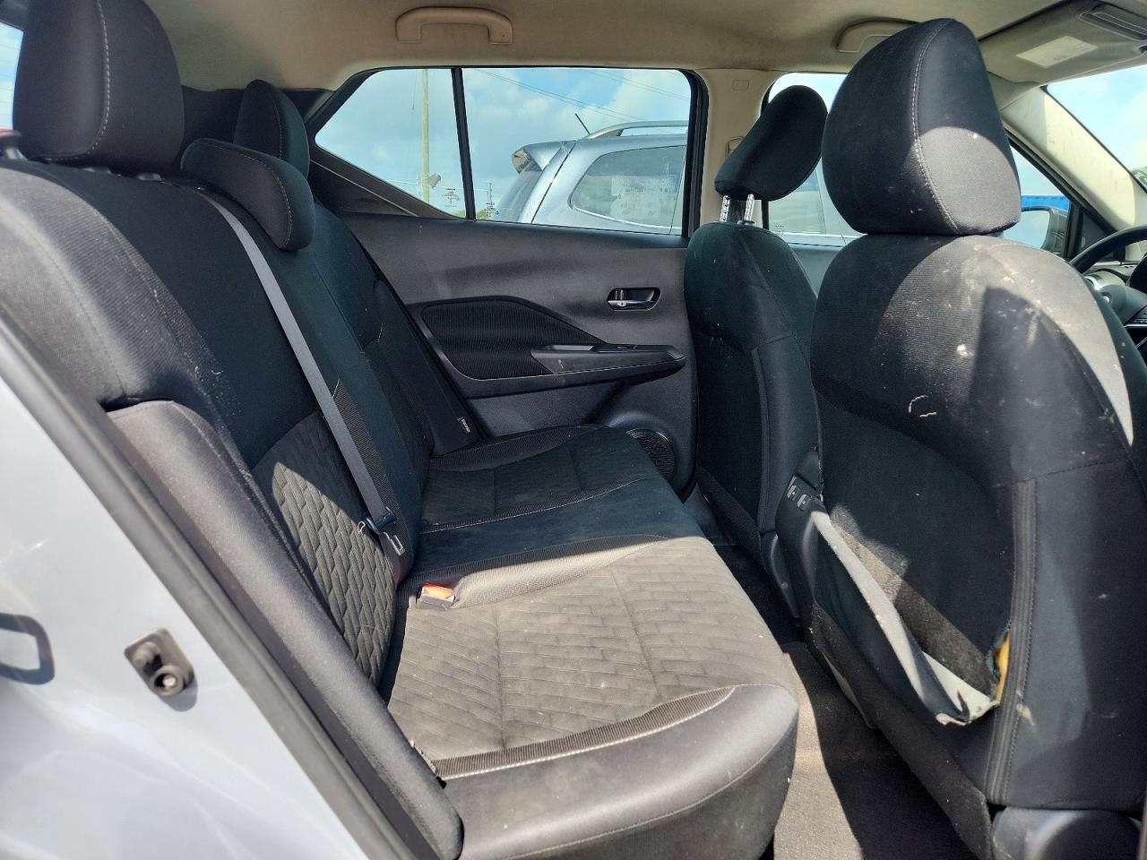 2024 NISSAN KICKS — фото 11
