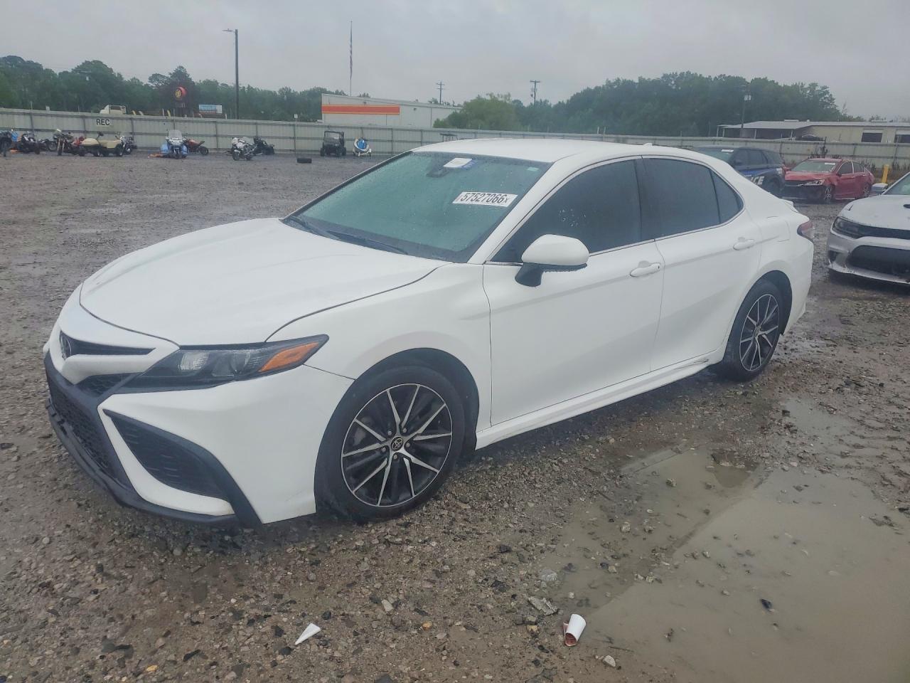 2021 TOYOTA CAMRY — фото 1