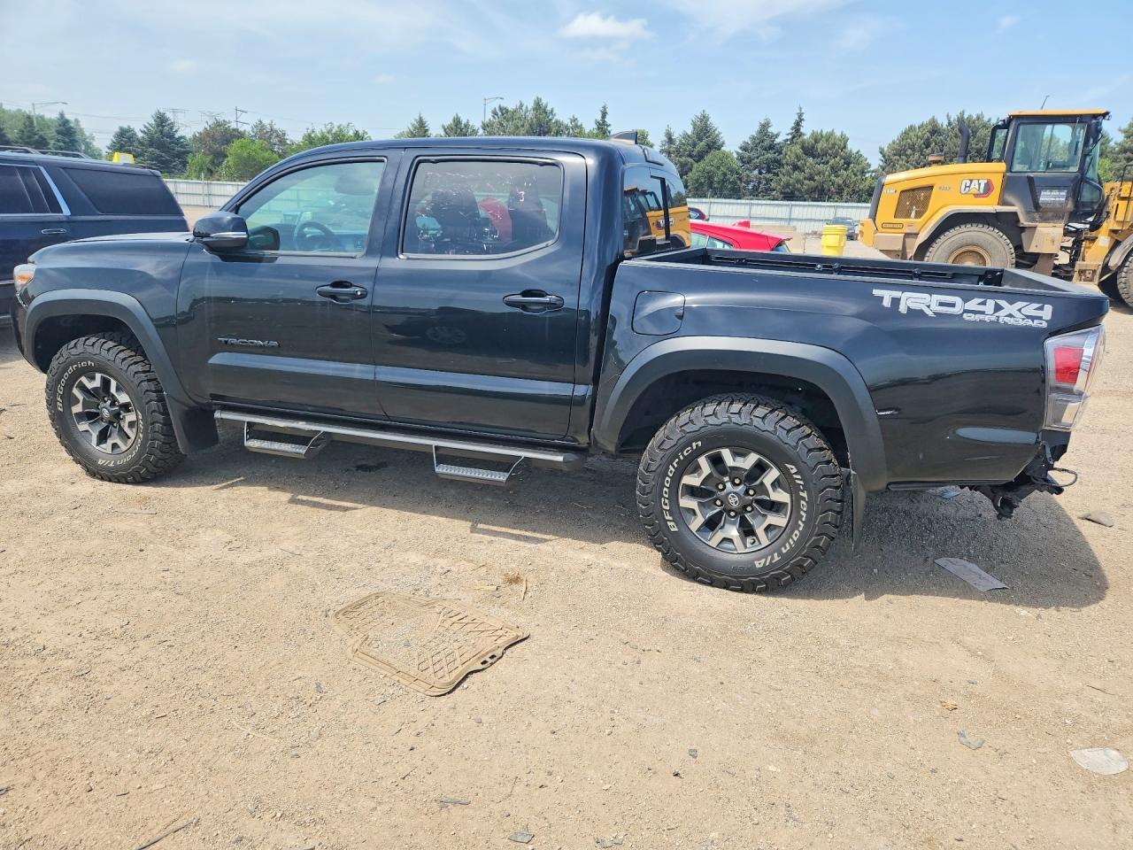 2020 TOYOTA TACOMA — фото 2