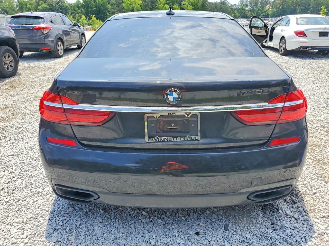 2017 BMW 7 SERIES — фото 6