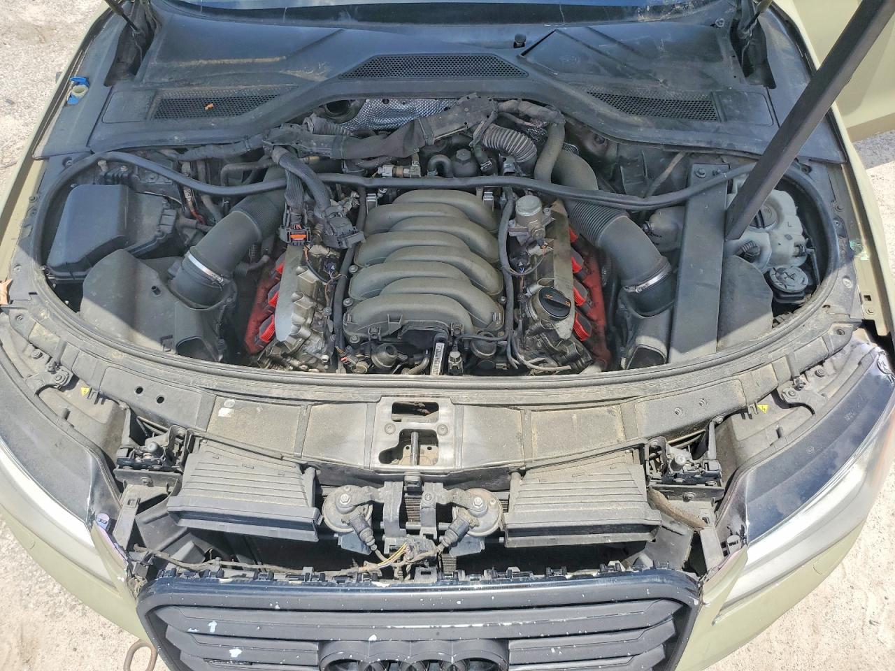 2011 AUDI A8 — фото 11