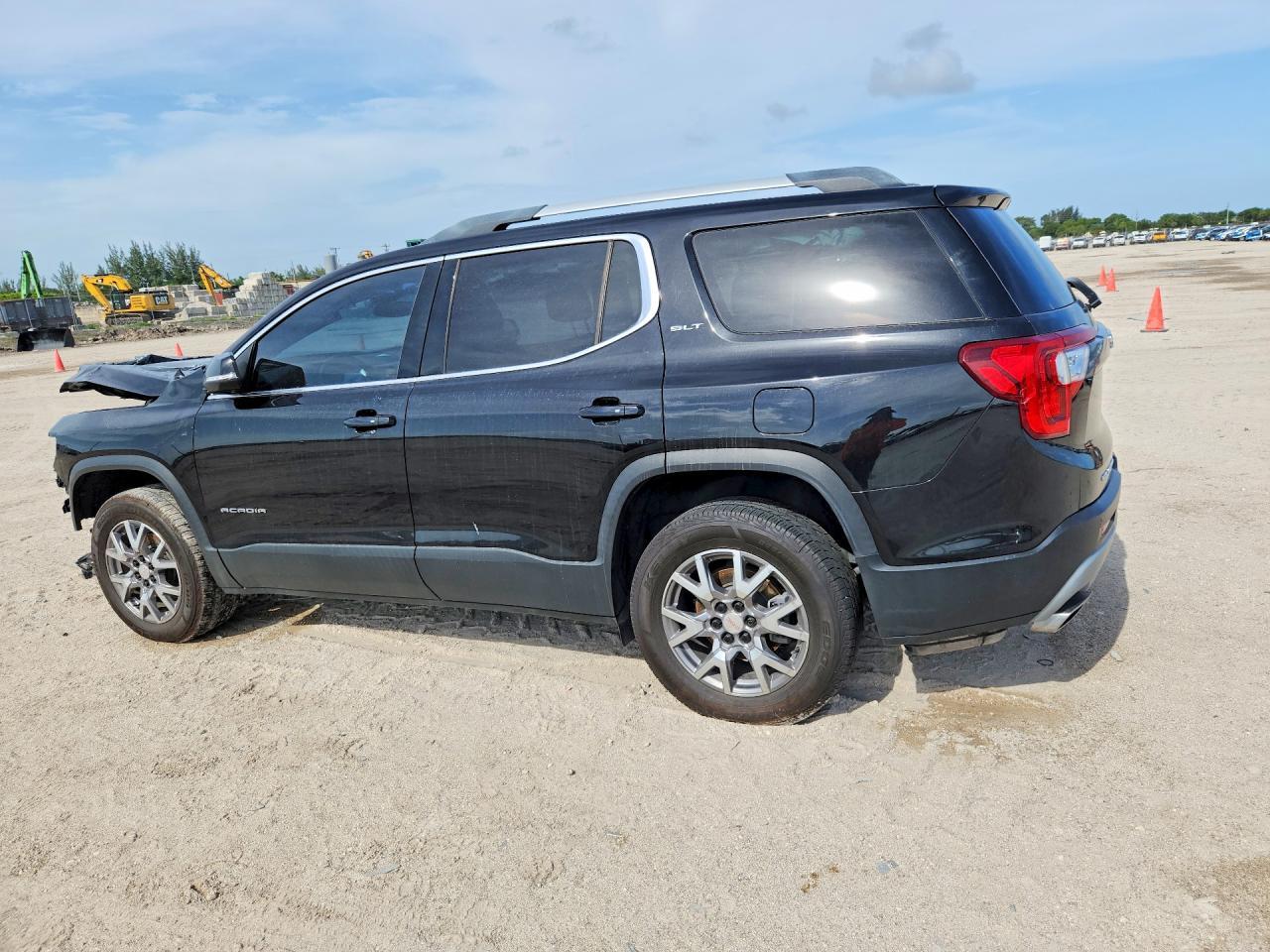 2021 GMC ACADIA — фото 2