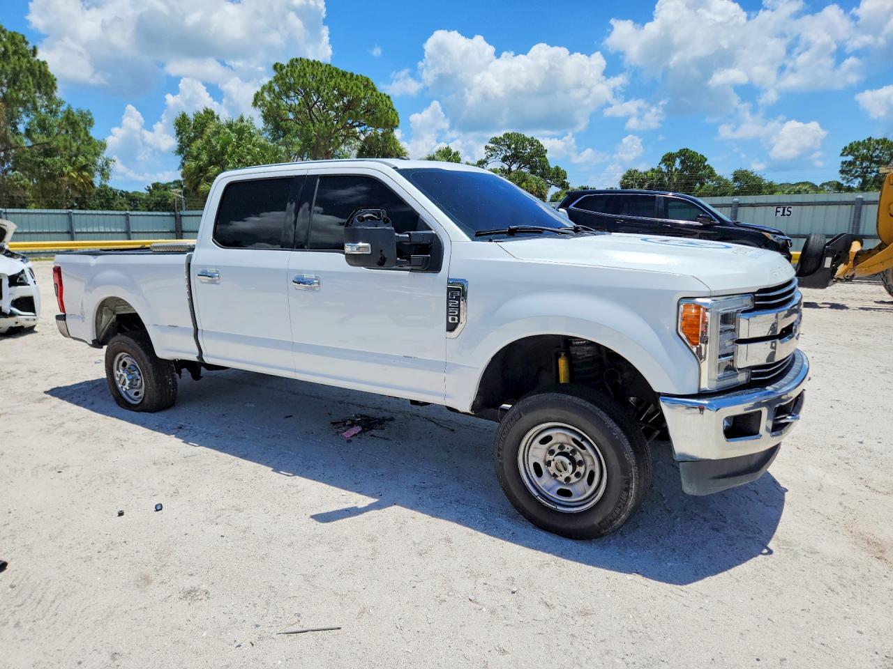 2018 FORD F-250 — фото 4