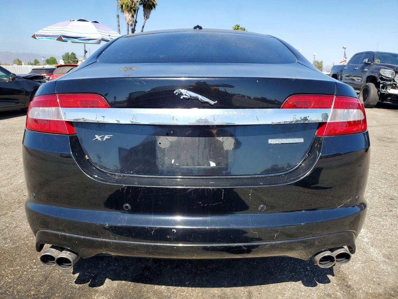 2011 JAGUAR XF — фото 6
