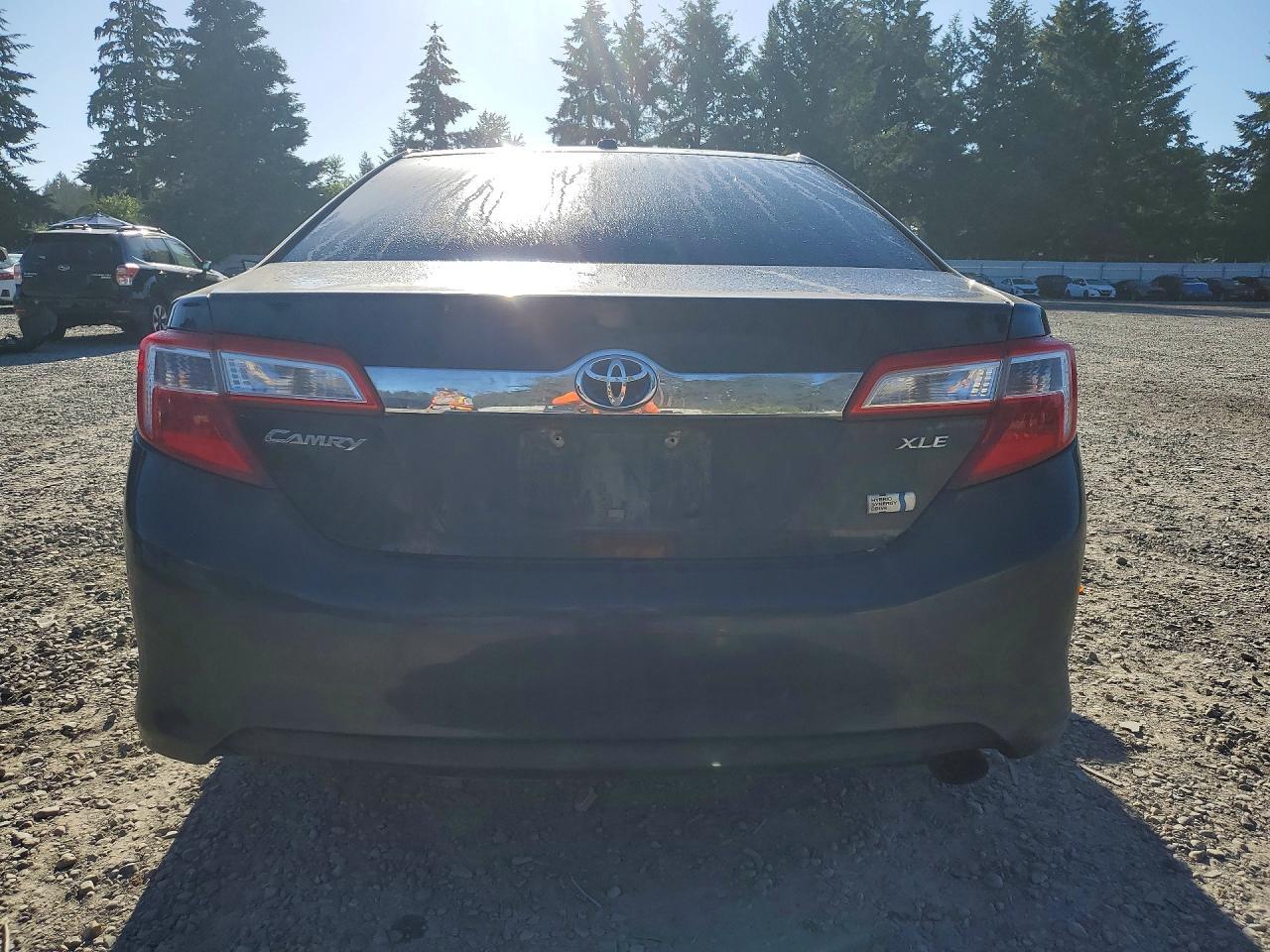 2013 TOYOTA CAMRY HYBRID — фото 6
