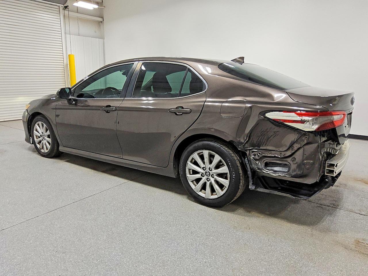 2019 TOYOTA CAMRY — фото 2