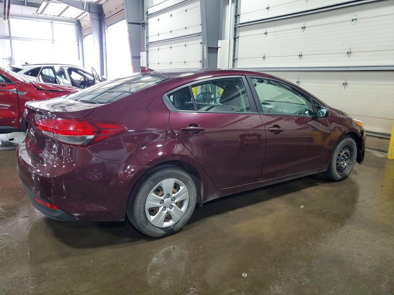 2017 KIA FORTE — фото 3