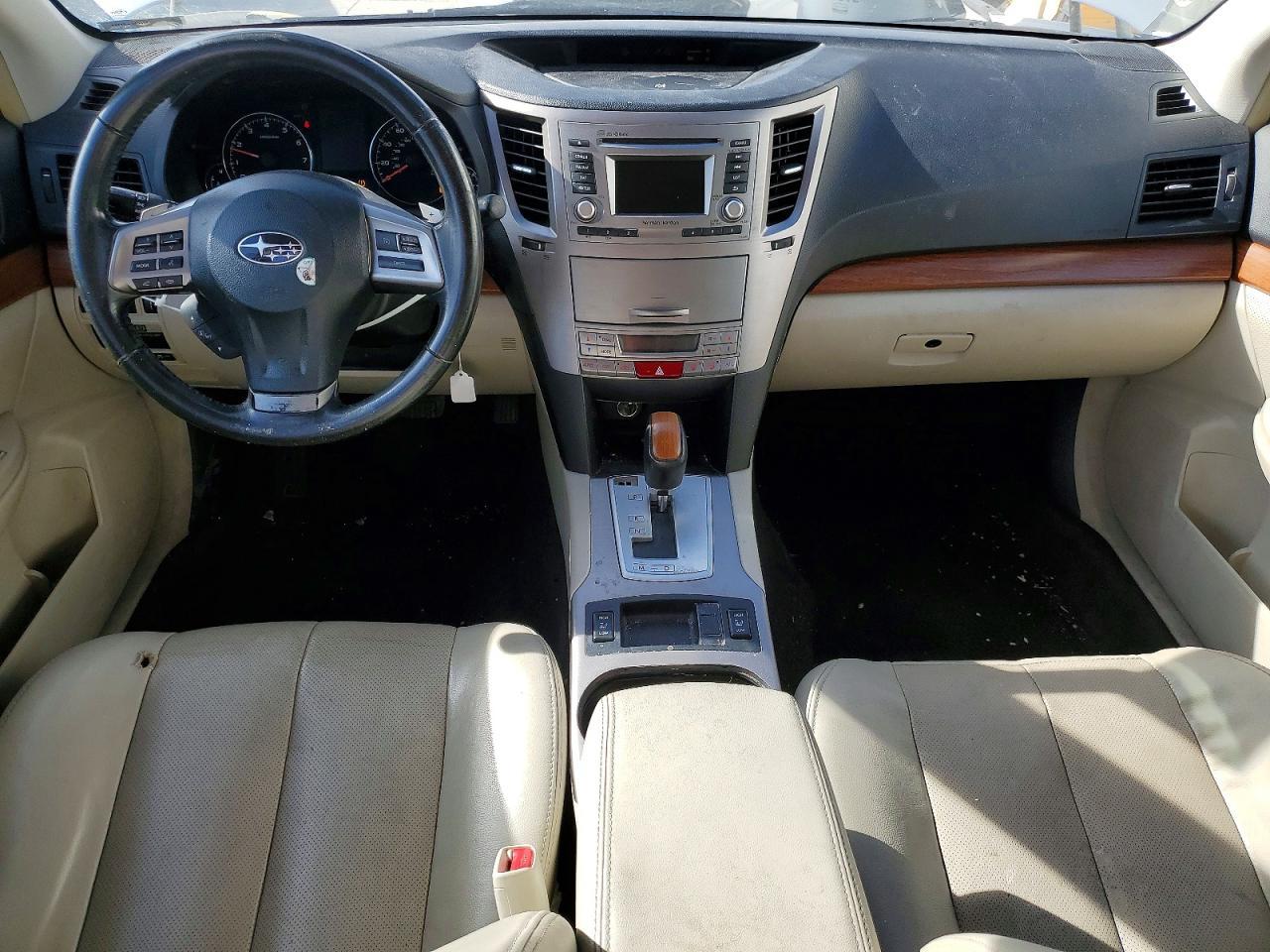2013 SUBARU OUTBACK — фото 8