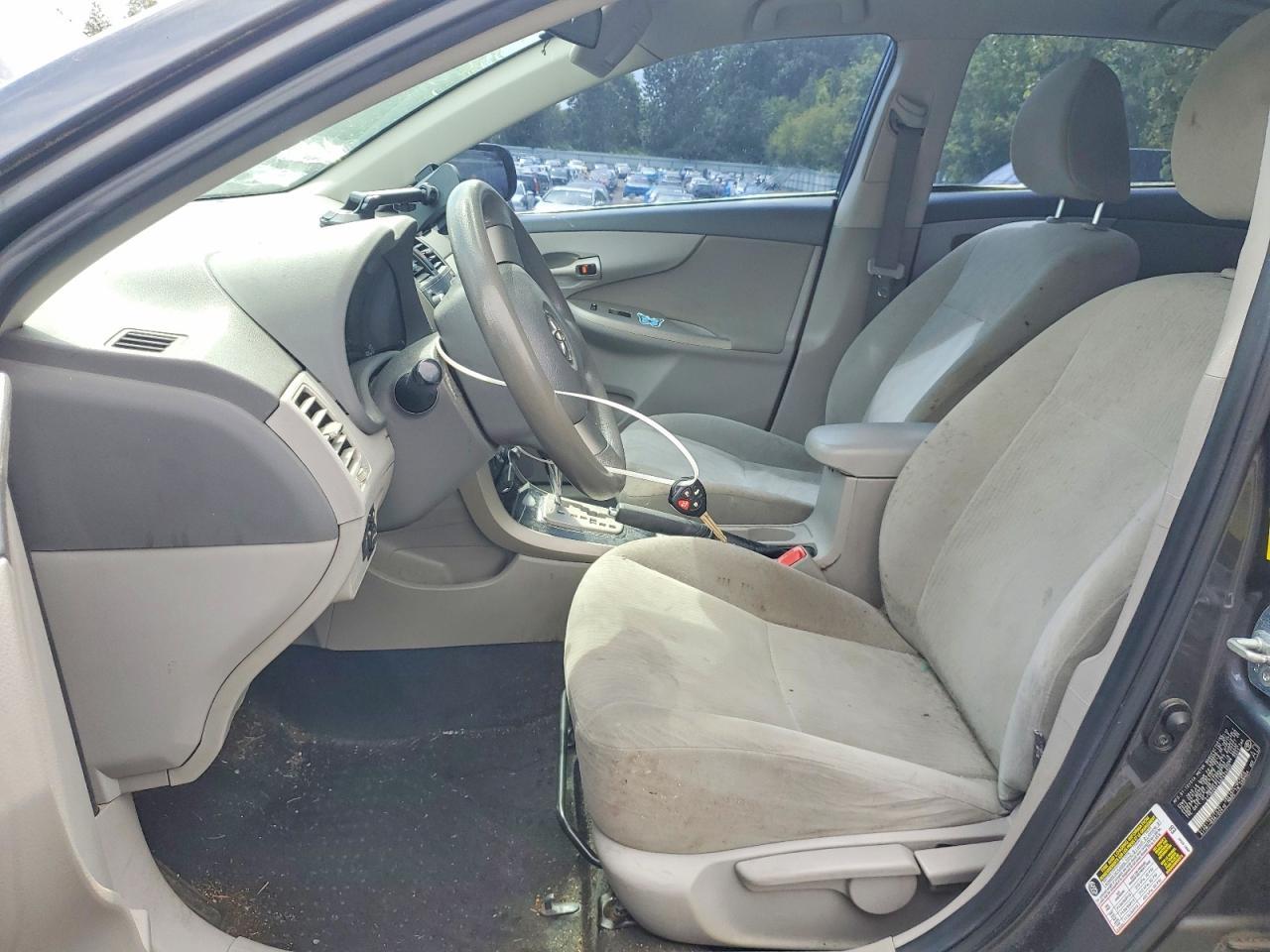 2010 TOYOTA COROLLA — фото 7