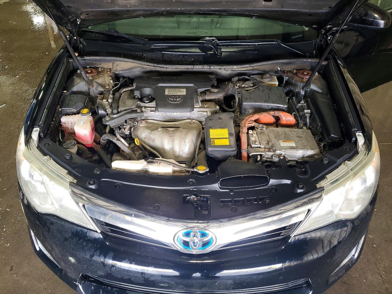 2013 TOYOTA CAMRY HYBRID — фото 11