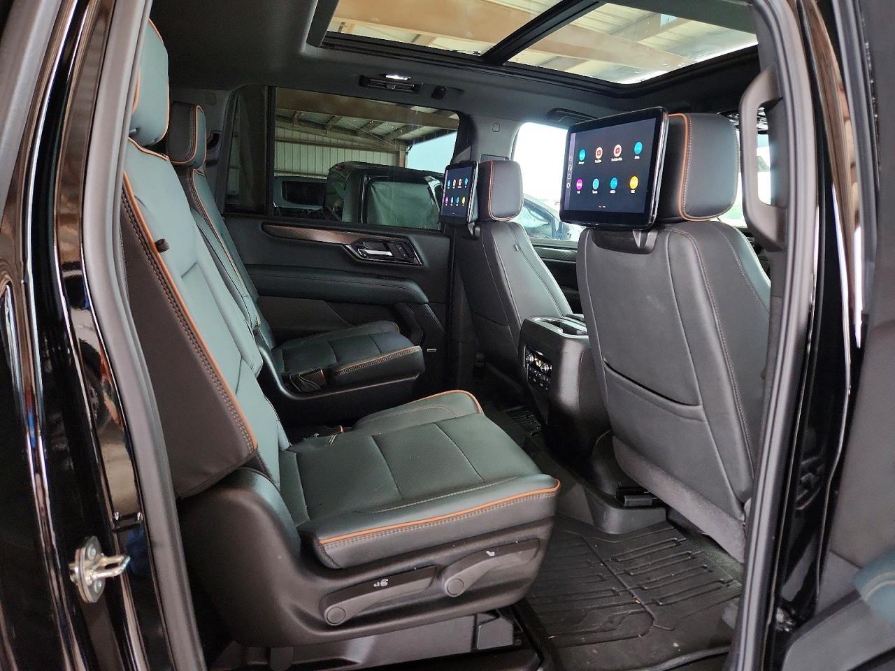 2026 GMC YUKON — фото 11