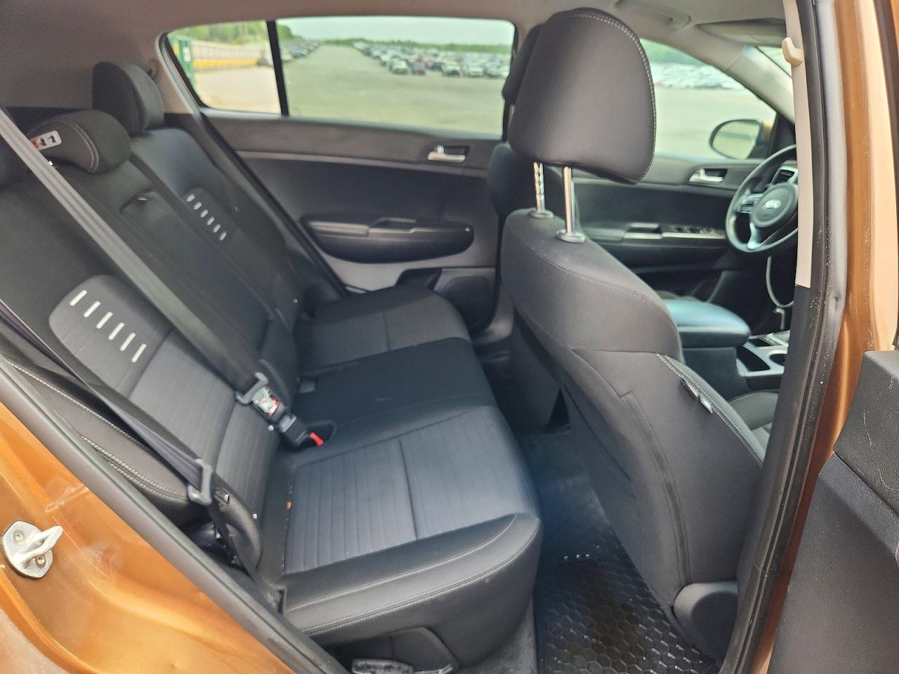 2017 KIA SPORTAGE — фото 11