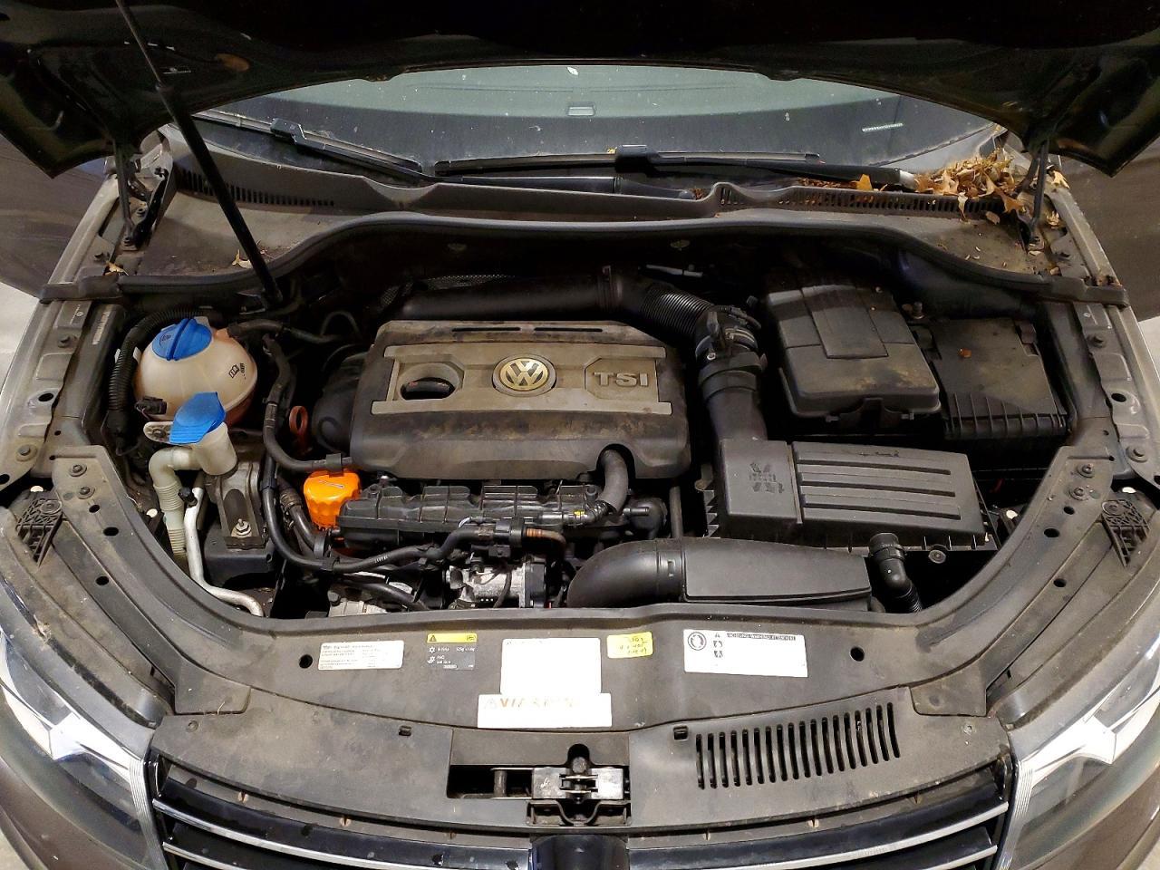 VOLKSWAGEN EOS