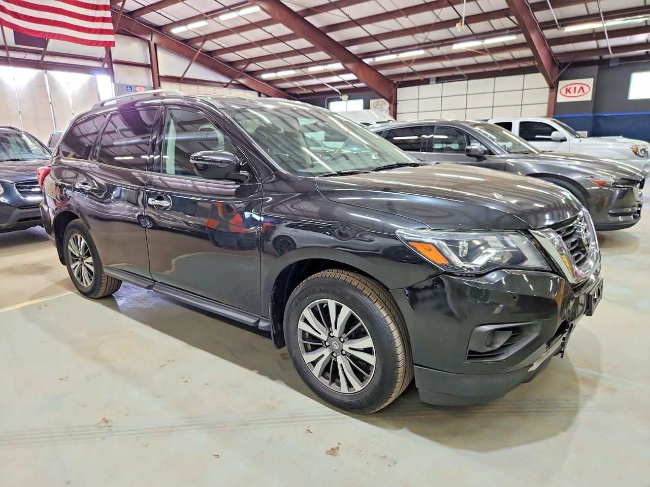 2017 NISSAN PATHFINDER — фото 4