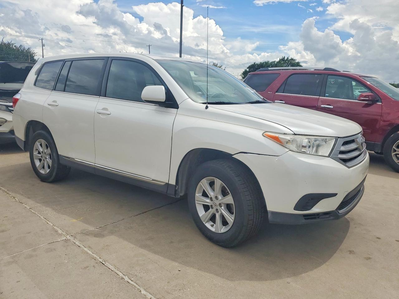 2011 TOYOTA HIGHLANDER — фото 4
