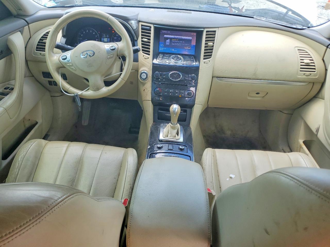 INFINITI FX35