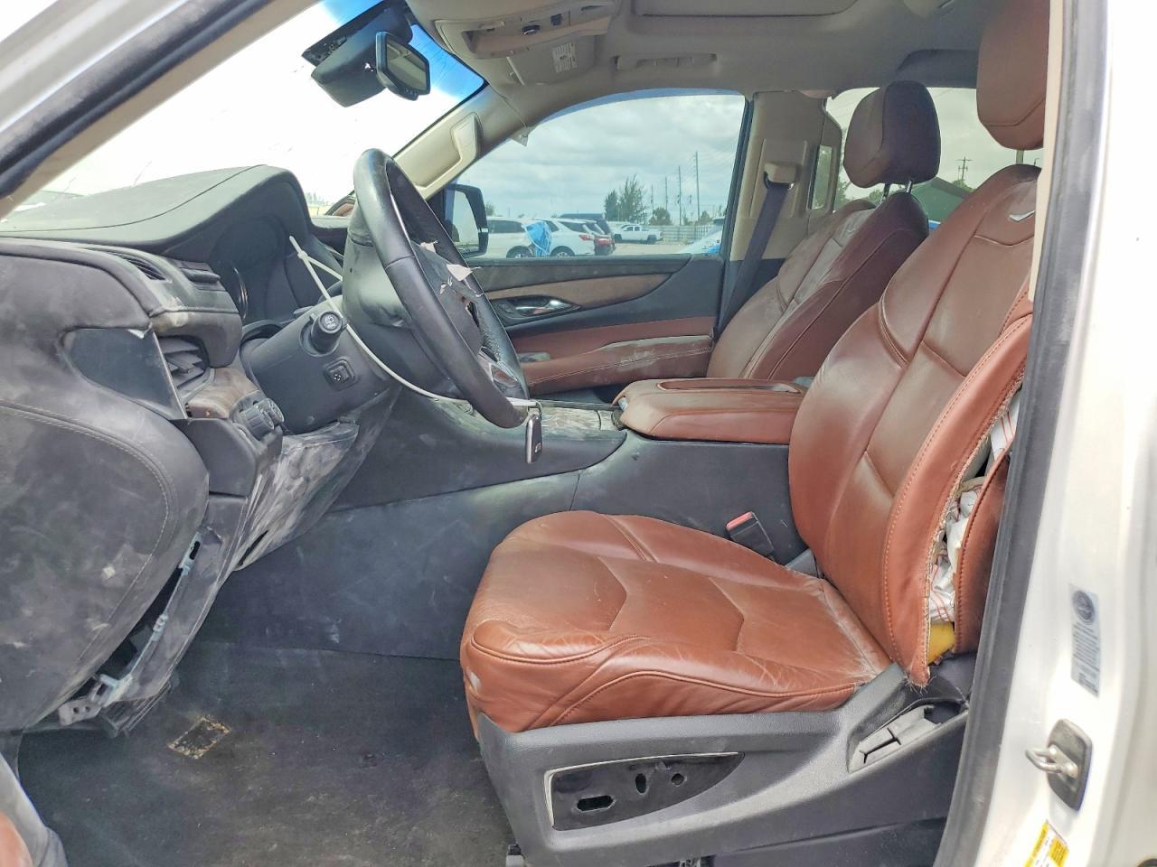 2016 CADILLAC ESCALADE — фото 7