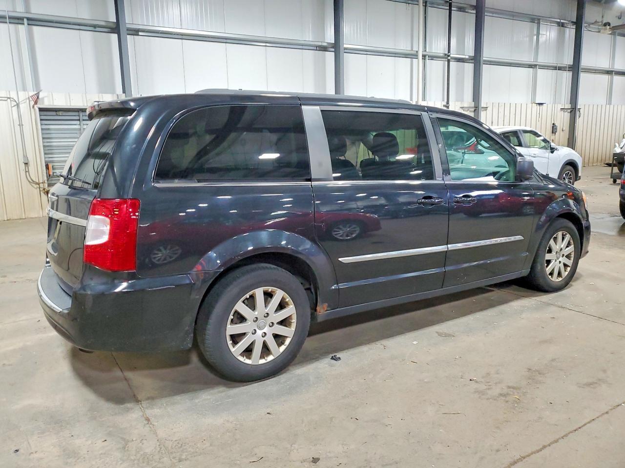 2013 CHRYSLER TOWN & COUNTRY — фото 3